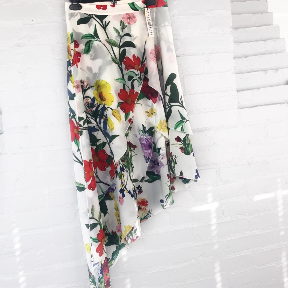 Alice + Olivia floral silk skirt size 6